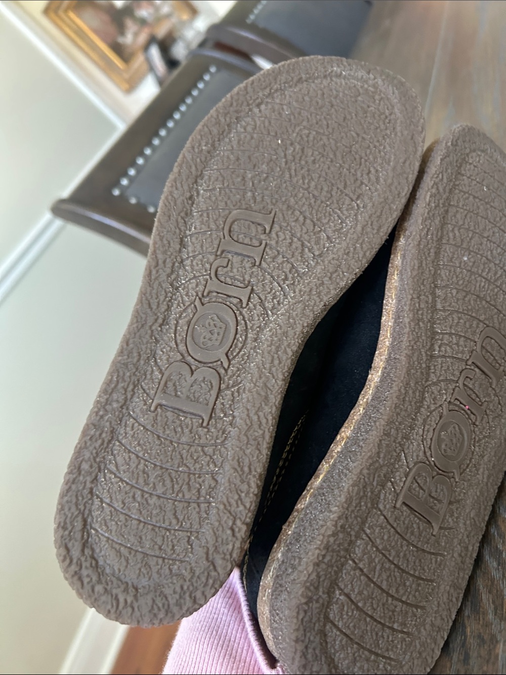 Born Seanna Black distressed 8.5 NWOT tags Suede Clogs with Contrast Stitching - Picture 4 of 4
